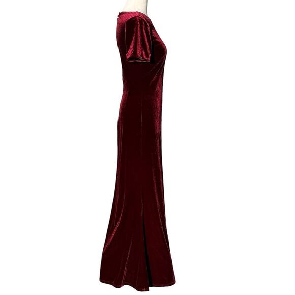 EUC Revelry Maxi Dress Burgundy Velvet Size 6 Cut Out Back Like New - Picture 6 of 11